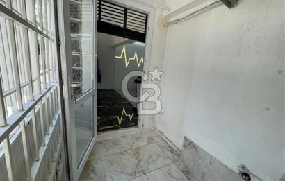 Karşıyaka çarşıda eşyalı,full tadilatlı 3+1 daire