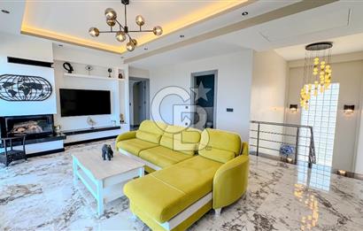 Ayvalık'ın En Prestijli Denize Sıfır Satılık Villası