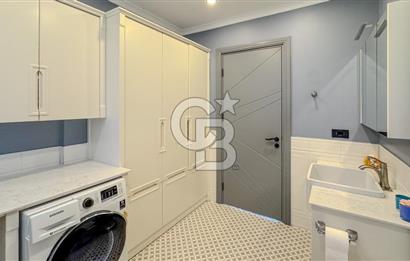 Ayvalık'ın En Prestijli Denize Sıfır Satılık Villası