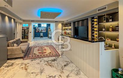 Ayvalık'ın En Prestijli Denize Sıfır Satılık Villası