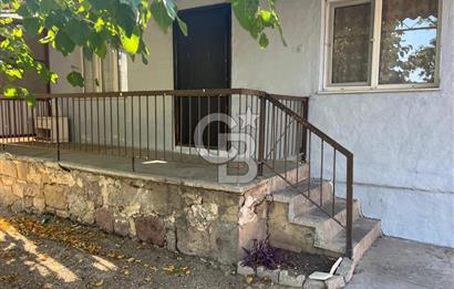 Foça Yenibağarası Mahallesinde Kiralık Müstakil Ev