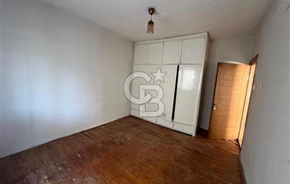 Foça Yenibağarası Mahallesinde Kiralık Müstakil Ev