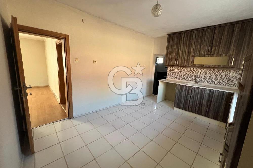 Foça Yenibağarası Mahallesinde Kiralık Müstakil Ev
