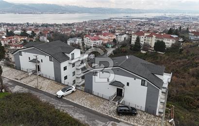 CB Envoy'dan Panoramik Deniz Manzaralı 3+1 Ters Dubleks
