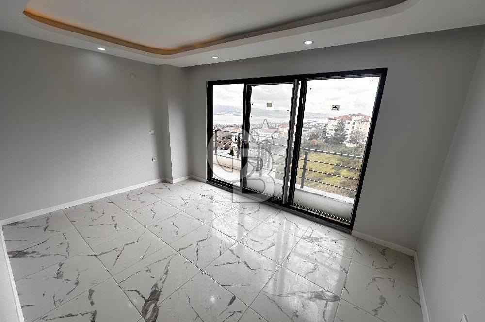 CB Envoy'dan Panoramik Deniz Manzaralı 3+1 Ters Dubleks