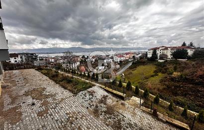 CB Envoy'dan Panoramik Deniz Manzaralı 3+1 Ters Dubleks