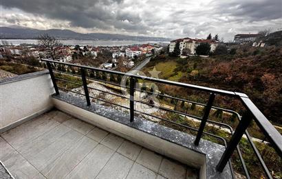 CB Envoy'dan Panoramik Deniz Manzaralı 3+1 Ters Dubleks