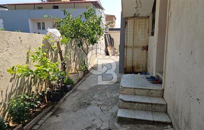 Urla, Yaka Mahallesi, Bahçe katı,  Satılık 2+1 Daire