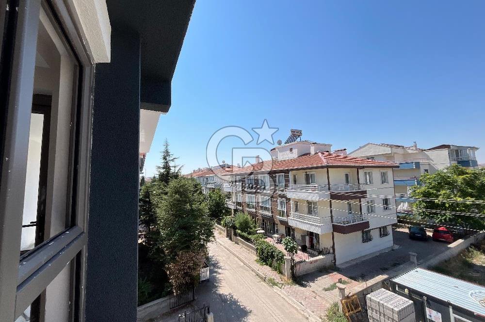 SİNCAN MERKEZİ KONUMDA ARA KAT 3+1 SATILIK SIFIR DAİRE
