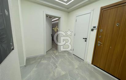 Karşıyaka çarşıda eşyalı,full tadilatlı 3+1 daire