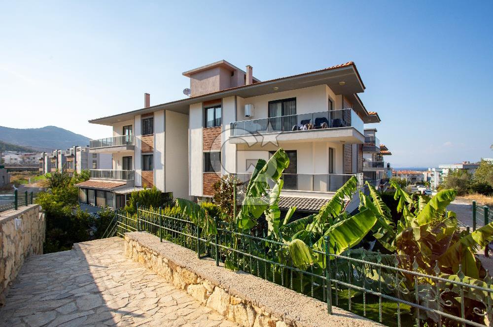 Yenifoça'da Satılık Bahçe Katı 1+1 Daire