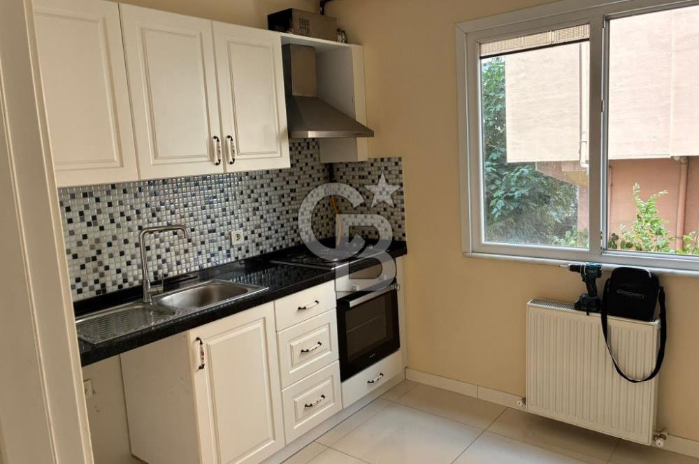 Altayçeşme Mahallesi'nde Merkezi Lokasyon'da Kiralık 2+1 Daire