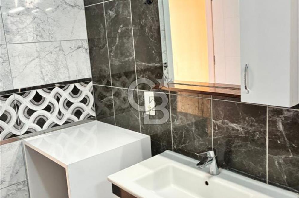 Altayçeşme Mahallesi'nde Merkezi Lokasyon'da Kiralık 2+1 Daire