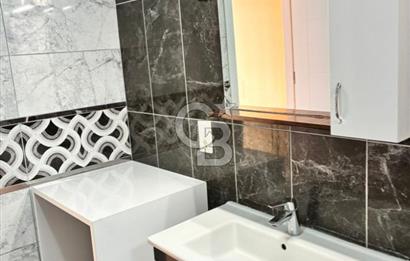 Altayçeşme Mahallesi'nde Merkezi Lokasyon'da Kiralık 2+1 Daire