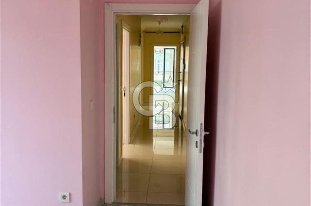 Altayçeşme Mahallesi'nde Merkezi Lokasyon'da Kiralık 2+1 Daire