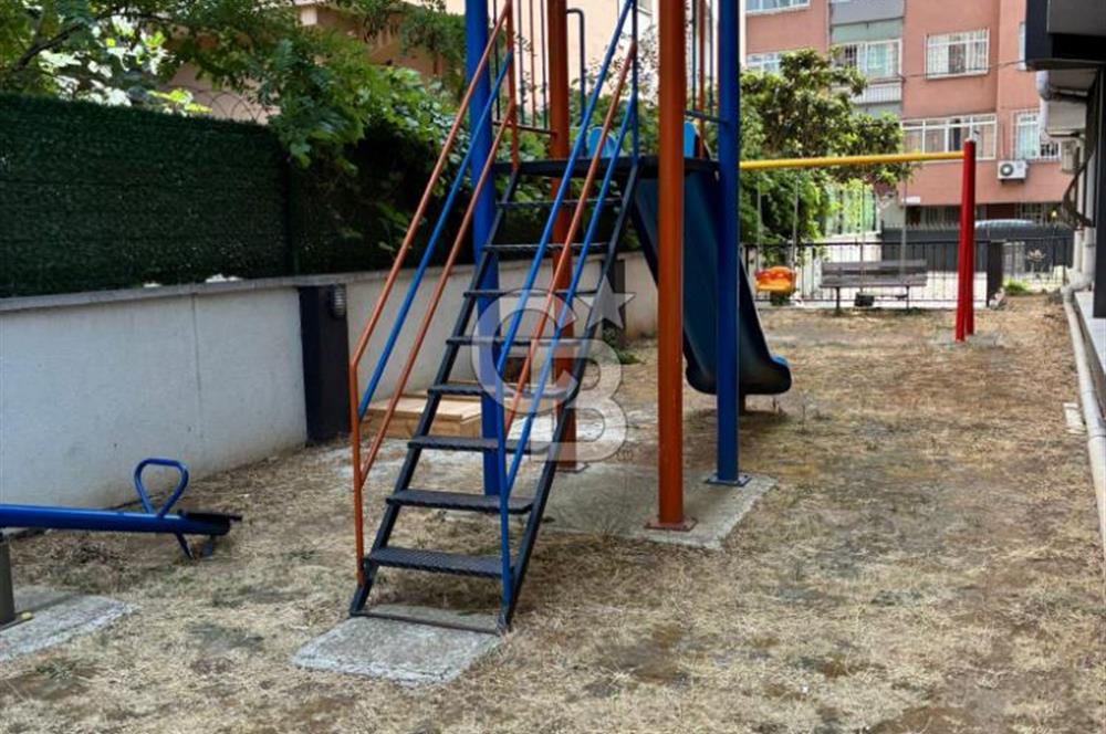Altayçeşme Mahallesi'nde Merkezi Lokasyon'da Kiralık 2+1 Daire