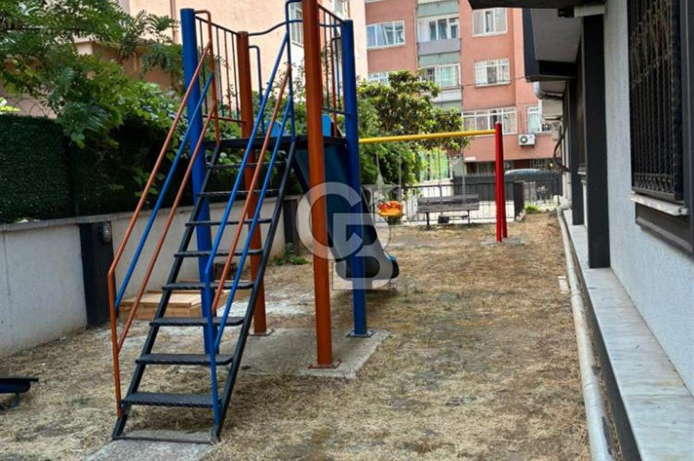 Altayçeşme Mahallesi'nde Merkezi Lokasyon'da Kiralık 2+1 Daire
