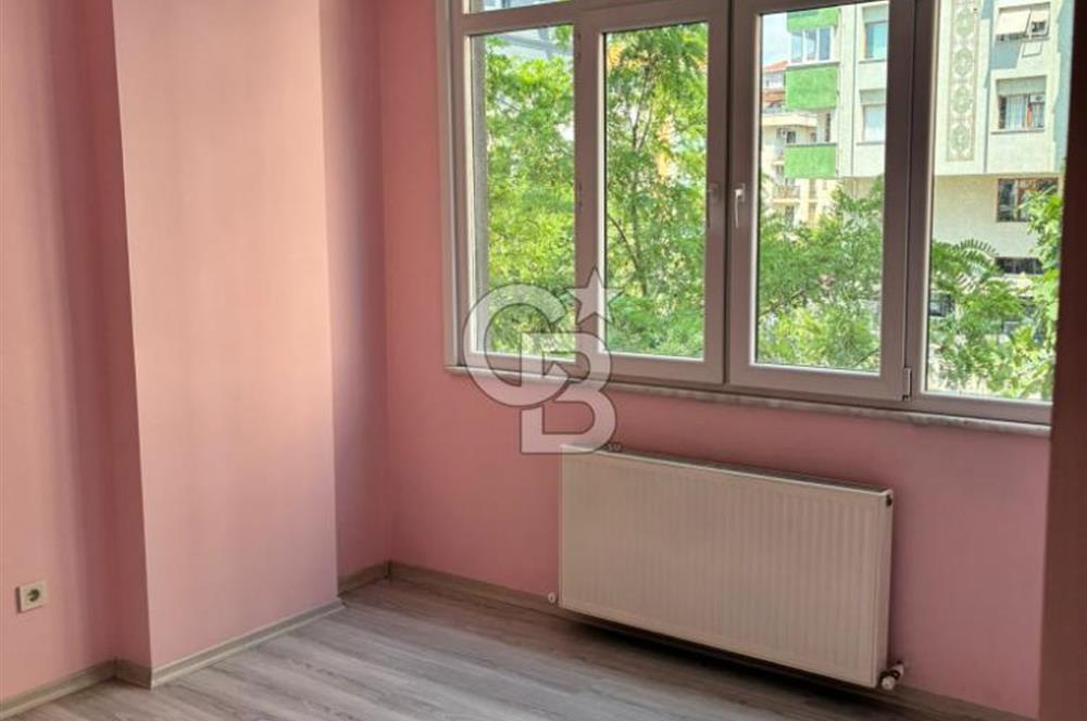 Altayçeşme Mahallesi'nde Merkezi Lokasyon'da Kiralık 2+1 Daire