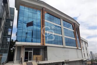 BEYLİKDÜZÜ YAKUPLU VERA PLAZA DA 4+1 SATILIK OFİS