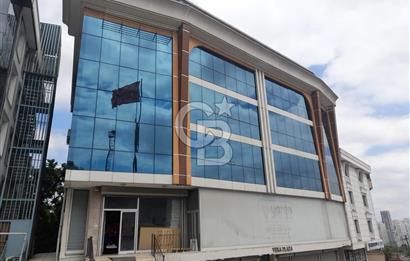 BEYLİKDÜZÜ YAKUPLU VERA PLAZA DA 4+1 SATILIK OFİS