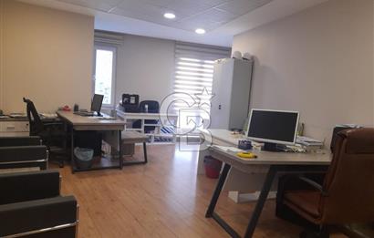 BEYLİKDÜZÜ YAKUPLU VERA PLAZA DA 4+1 SATILIK OFİS