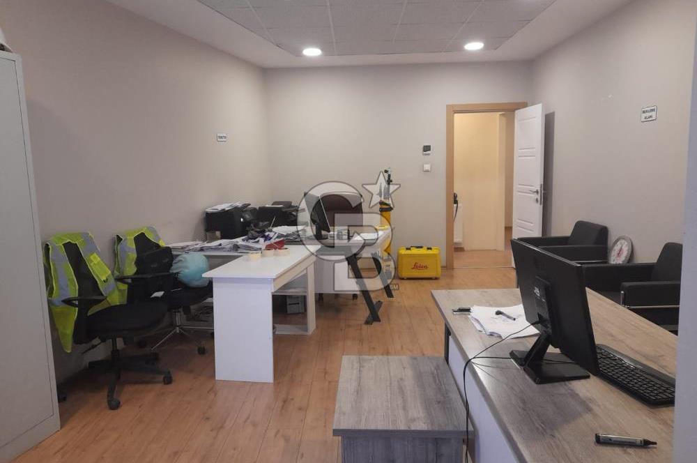 BEYLİKDÜZÜ YAKUPLU VERA PLAZA DA 4+1 SATILIK OFİS