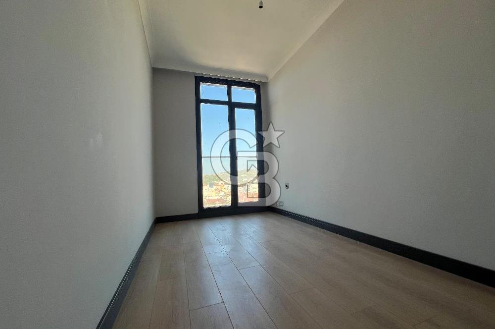 LAPSEKİ DARDANEL TOWER’DA BOĞAZ MANZARALI 3+1 SATILIK DA