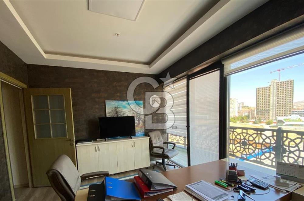 OSTİM OSB'DE METRO YAKINI ALC PLAZA'DA KİRALIK OFİS