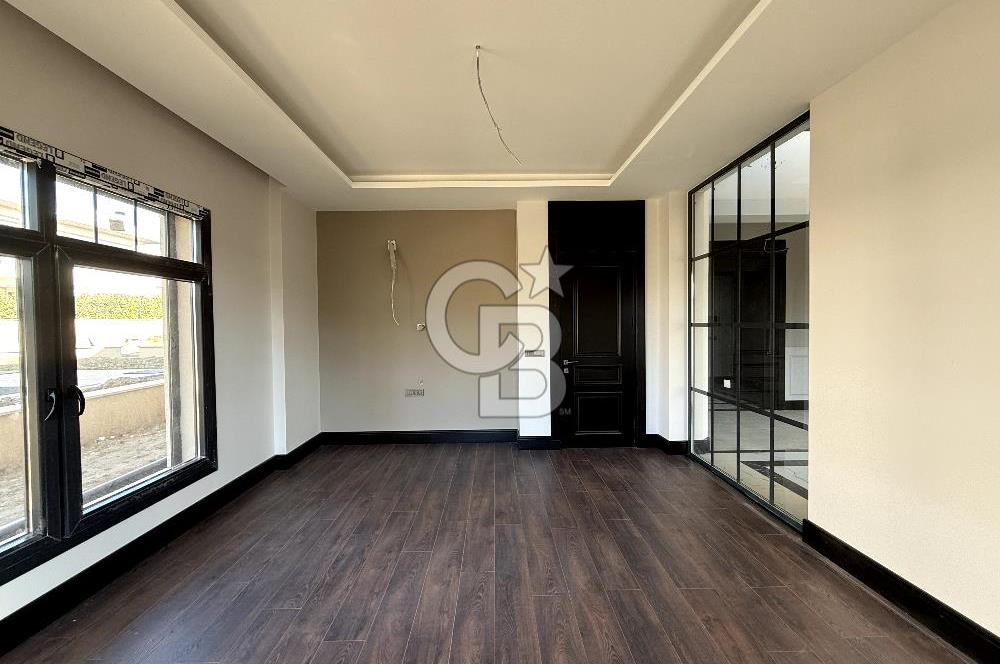 CB EAGLE'dan YENİ MAH. SİTE İÇERİSİNDE 5+2 450m² TRIPLEKS VİLLA