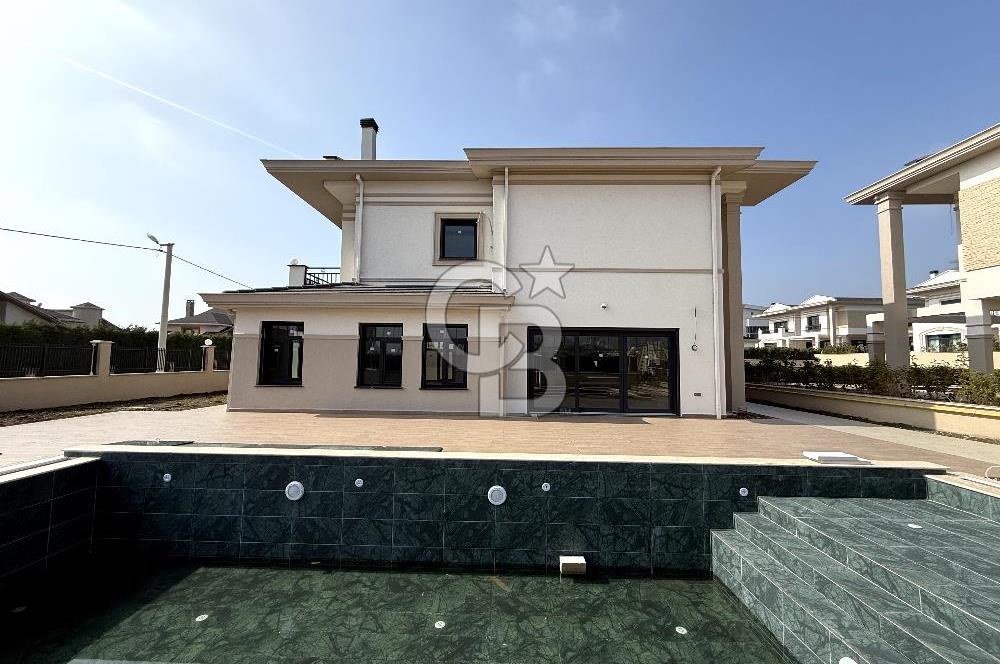 CB EAGLE'dan YENİ MAH. SİTE İÇERİSİNDE 5+2 450m² TRIPLEKS VİLLA