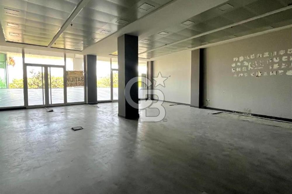 Bahçeşehir Loca'da Caddeüstü 150 m² 2 Adet Boş İş Yeri