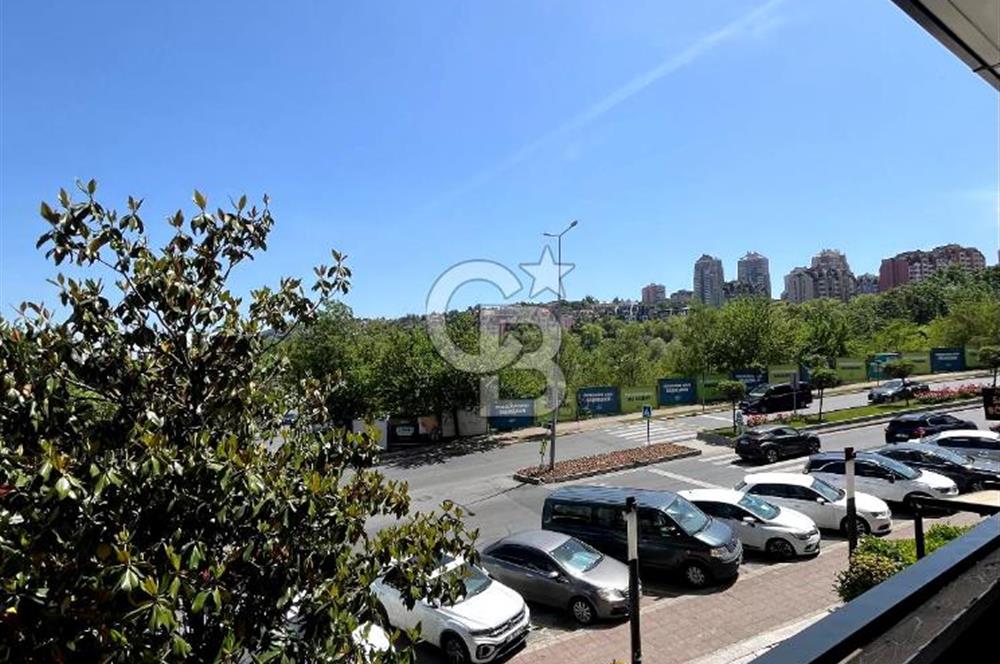 Bahçeşehir Loca'da Caddeüstü 150 m² 2 Adet Boş İş Yeri