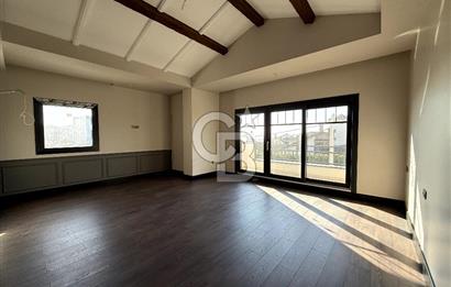 CB EAGLE'dan YENİ MAH. SİTE İÇERİSİNDE 5+2 450m² TRIPLEKS VİLLA