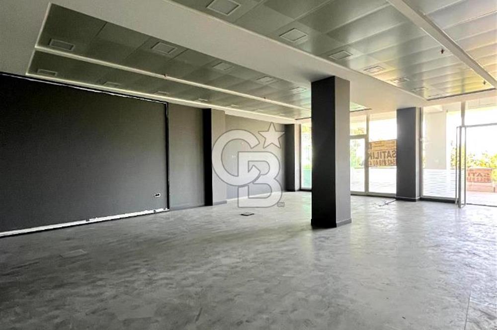 Bahçeşehir Loca'da Caddeüstü 150 m² 2 Adet Boş İş Yeri