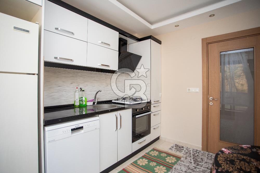 Foça Kazım Dirik Mah. Satılık Kapalı Mutfak 2+1 Eşyalı Daire