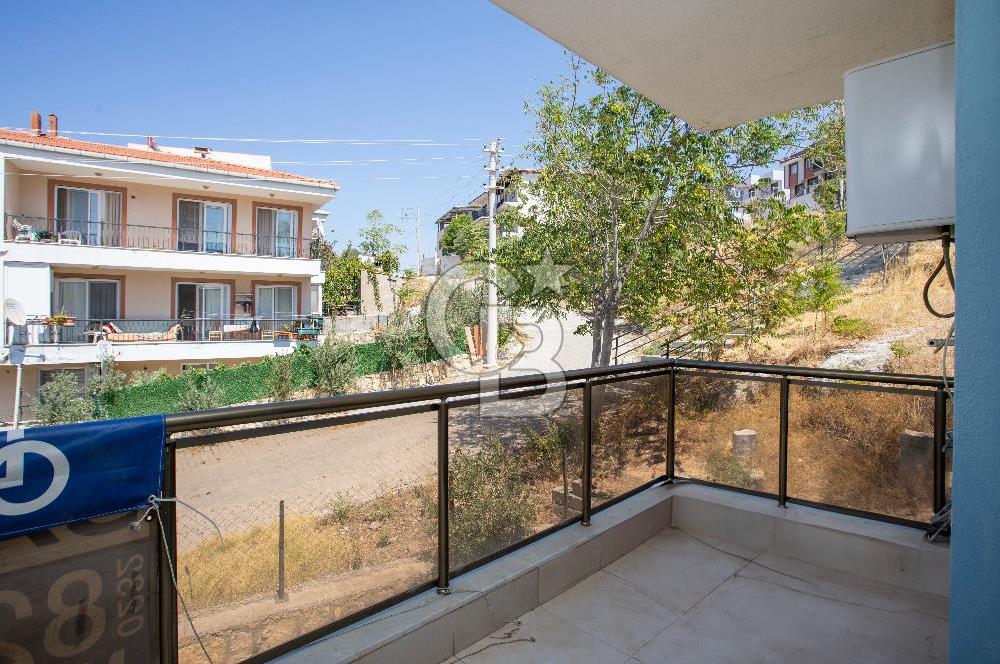Foça Kazım Dirik Mah. Satılık Kapalı Mutfak 2+1 Eşyalı Daire