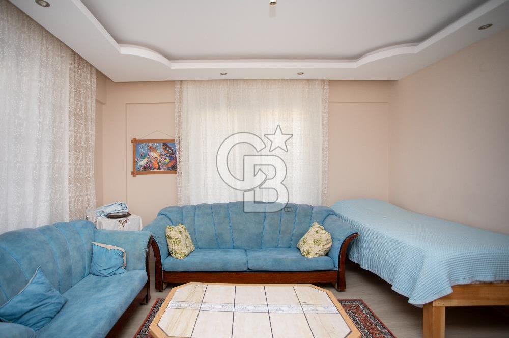 Foça Kazım Dirik Mah. Satılık Kapalı Mutfak 2+1 Eşyalı Daire