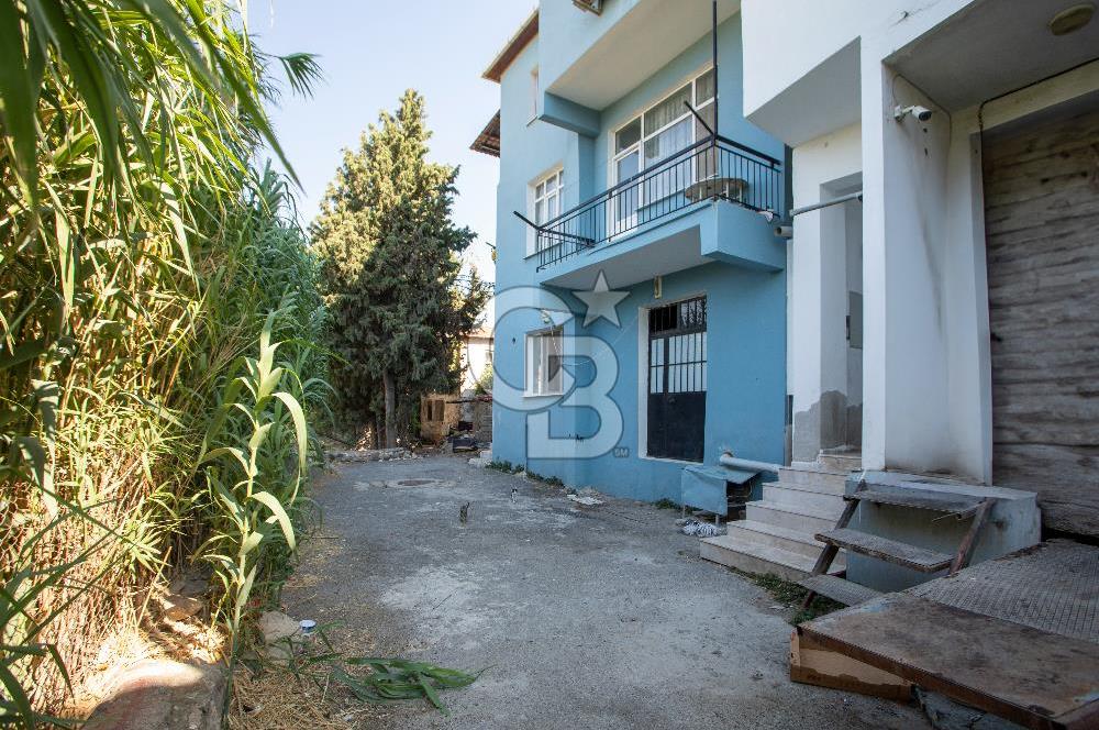 Foça Hacıveli Mah. Ana Cadde Üzeri Satılık 1+0 Daire