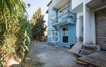 Foça Hacıveli Mah. Ana Cadde Üzeri Satılık 1+0 Daire