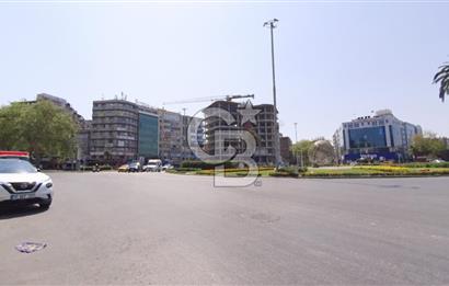İzmir Konak Dokuz Eylül Meydan Konumlu Kiralık 200 m² Dükkan