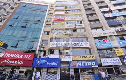 İzmir Konak Dokuz Eylül Meydan Konumlu Kiralık 200 m² Dükkan