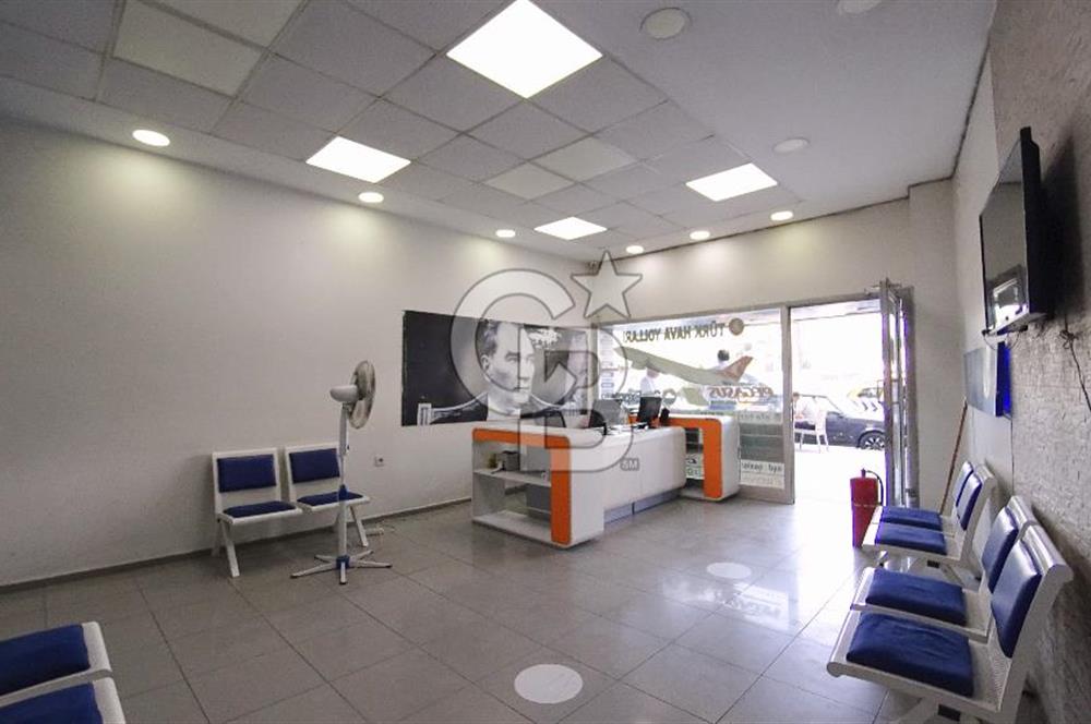 İzmir Konak Dokuz Eylül Meydan Konumlu Kiralık 200 m² Dükkan