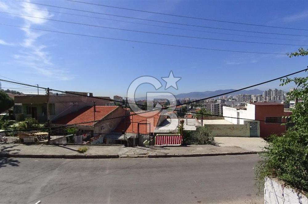 Karşıyaka Cumhuriyet Mah.Çift Cepheli Bahçeli Müstakil 2+1 Daire