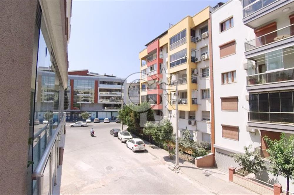 İzmir Karşıyaka Yalı Mh.Donanımlı Kiralık Büyük 3+1 175² Daire
