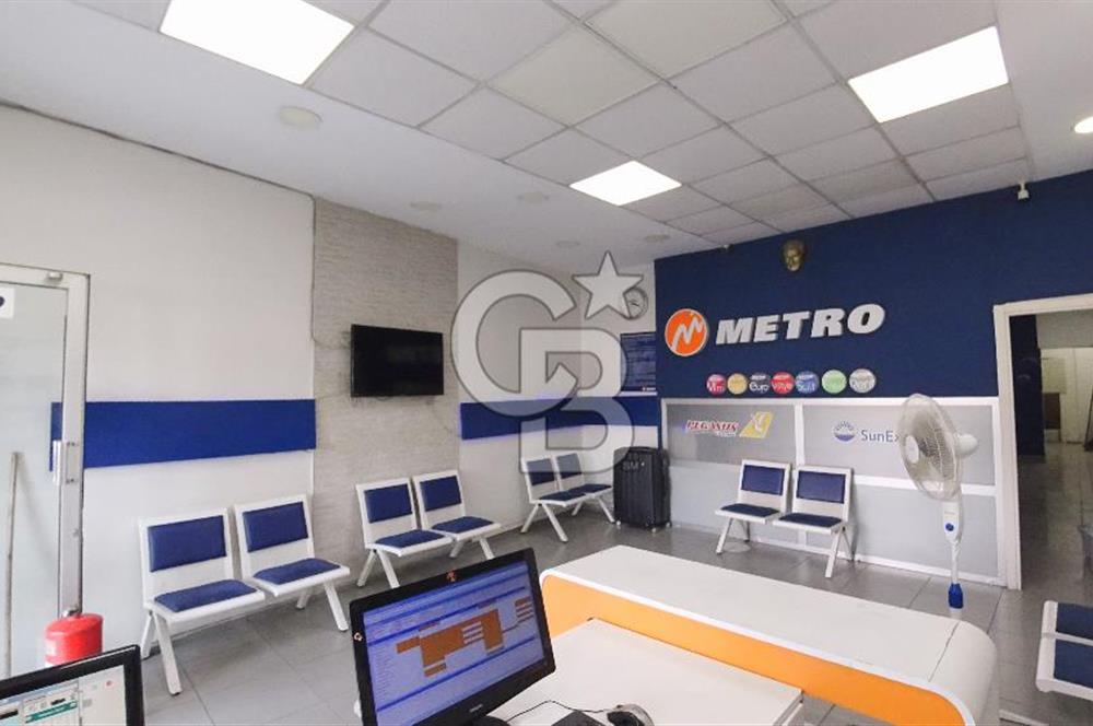 İzmir Konak Dokuz Eylül Meydan Konumlu Kiralık 200 m² Dükkan