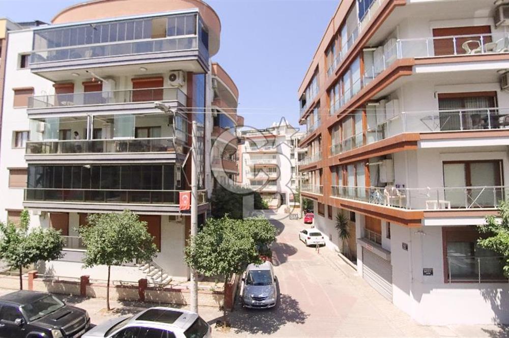 İzmir Karşıyaka Yalı Mh.Donanımlı Kiralık Büyük 3+1 175² Daire