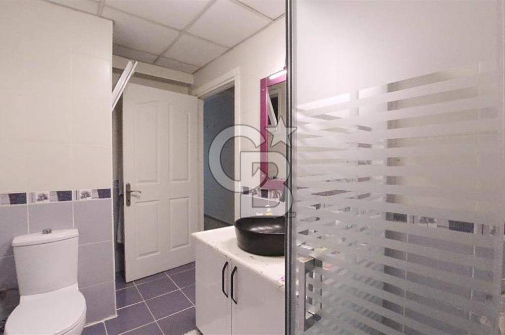 İzmir Karşıyaka Yalı Mh.Donanımlı Kiralık Büyük 3+1 175² Daire
