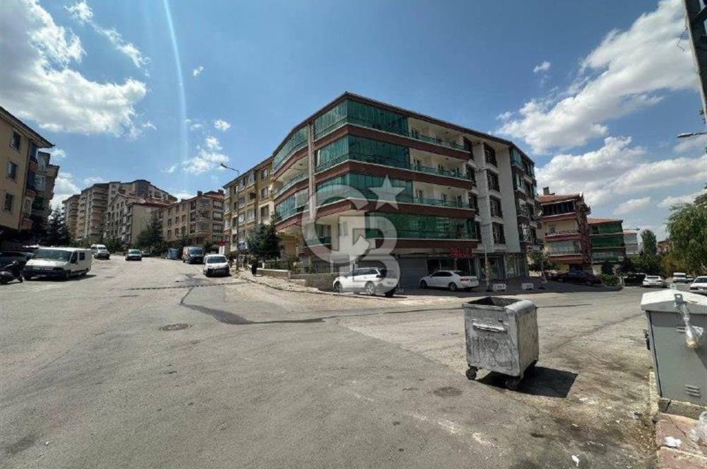 Güneşevler Mah.145 m², Yapılı, 3+1,Kiralık, 3.Kat Daire (En Üst)