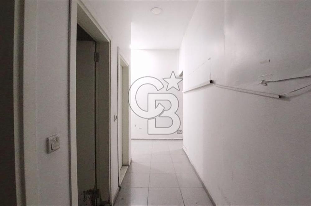 İzmir Konak Dokuz Eylül Meydan Konumlu Kiralık 200 m² Dükkan