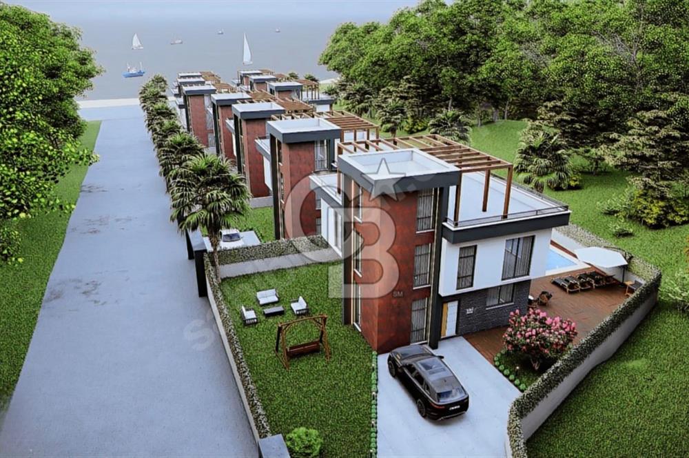 Otele %50, Konuta %15 İmarlı - Yola 30m Cephe, Deniz Manzaralı